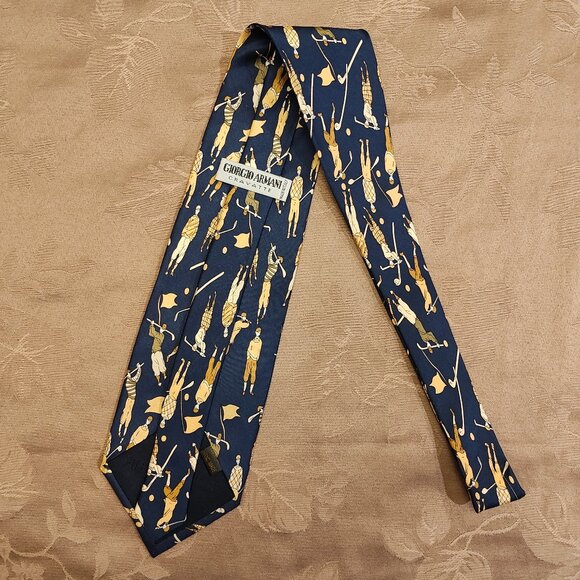 Giorgio Armani Other - Giorgio Armani Cravatte 100% Silk Blue and Yellow Golf Themed Tie, EUC!